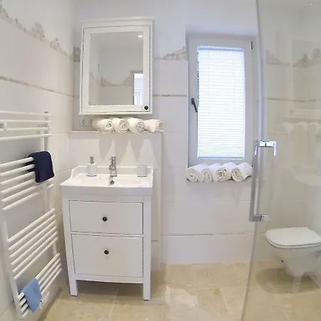 Gaesthuus - Urlaub Aan De Ostsee בית נופש